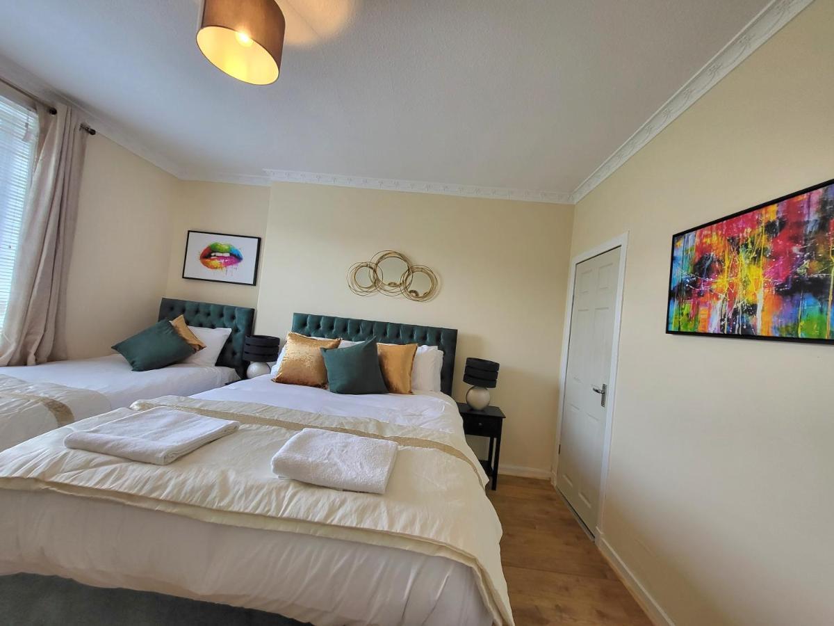 4 Bedrooms By Sensational Short Lets & Serviced Appartement